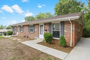 5 Manor Dr #1 - Photo 1 of 1