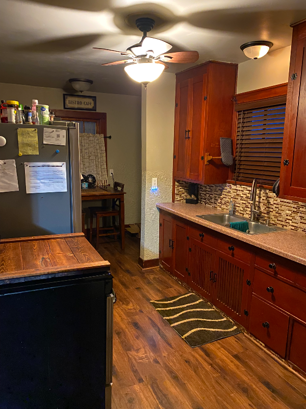 409 Sioux St - Photo 3 of 12