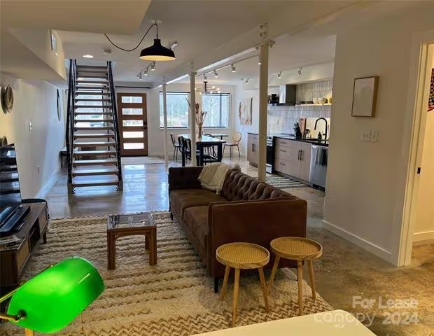 39 Depot St - Photo 2 of 7