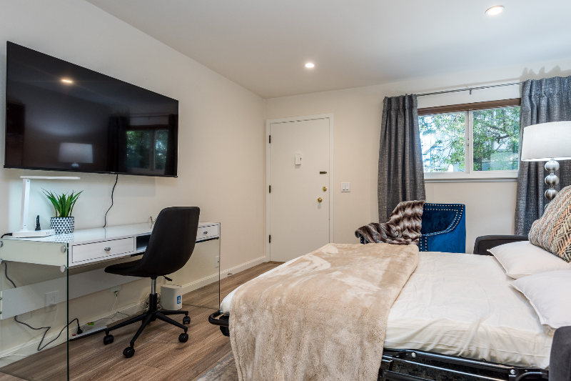 225 Vera Avenue - Photo 7 of 15