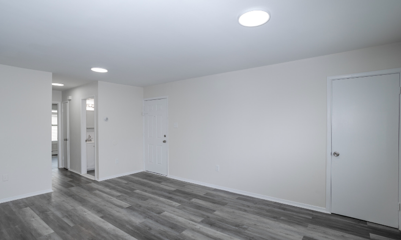 1914 N Missouri Ave - Photo 5 of 17