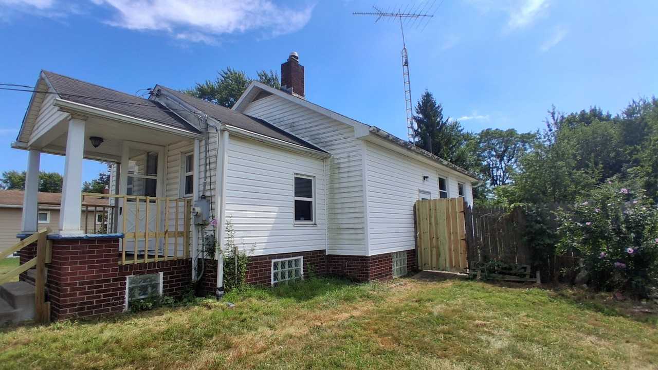 2330 7th Street Northeast - Photo 2 of 16