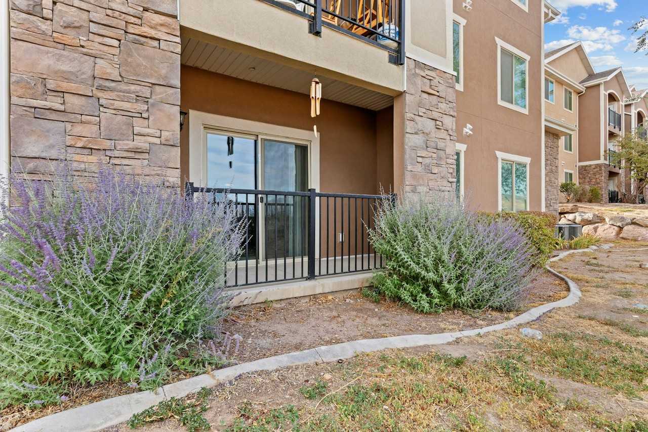 2153 Springtime Drive - Photo 2 of 21