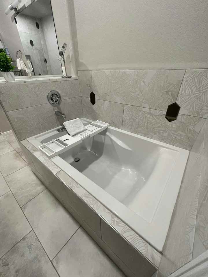 1021 Calvin Street, Unit A - Photo 4 of 8