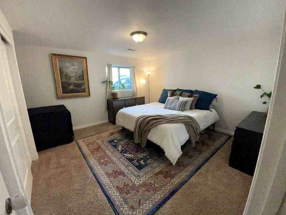 1657 N 645 W St, Unit 2 - Photo 3 of 10