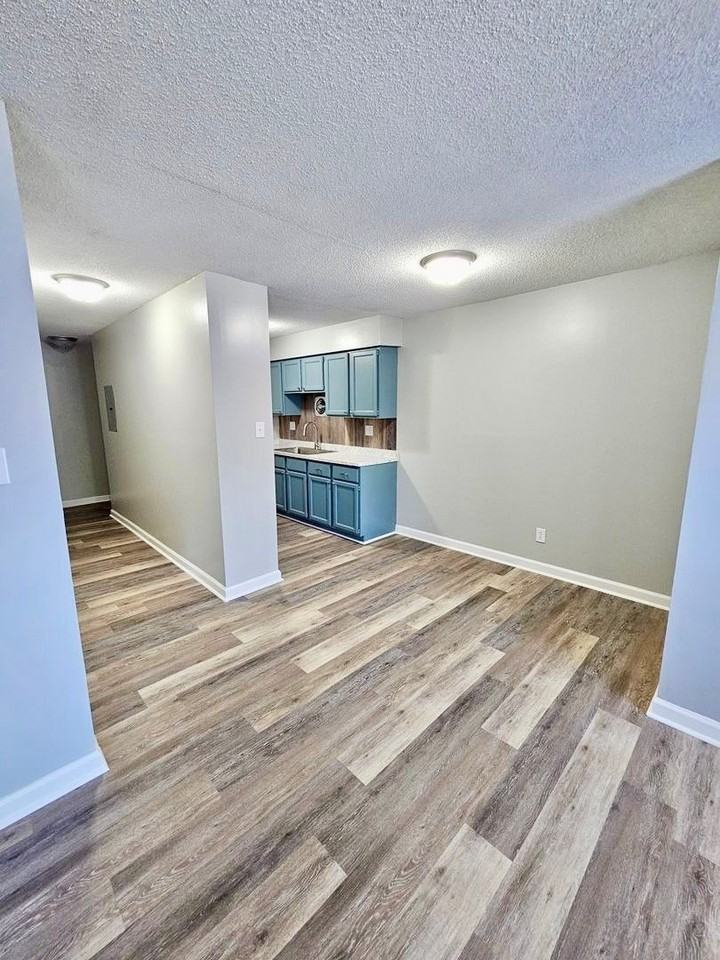 4121 Whistlers Way - Photo 2 of 42