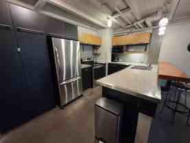 Swift - Photo 1 of 1