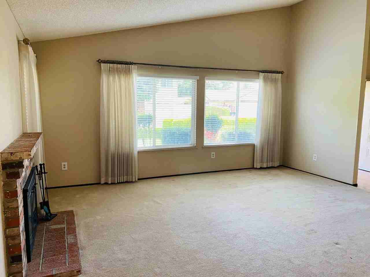 8936 Shady Vista Court - Photo 3 of 21