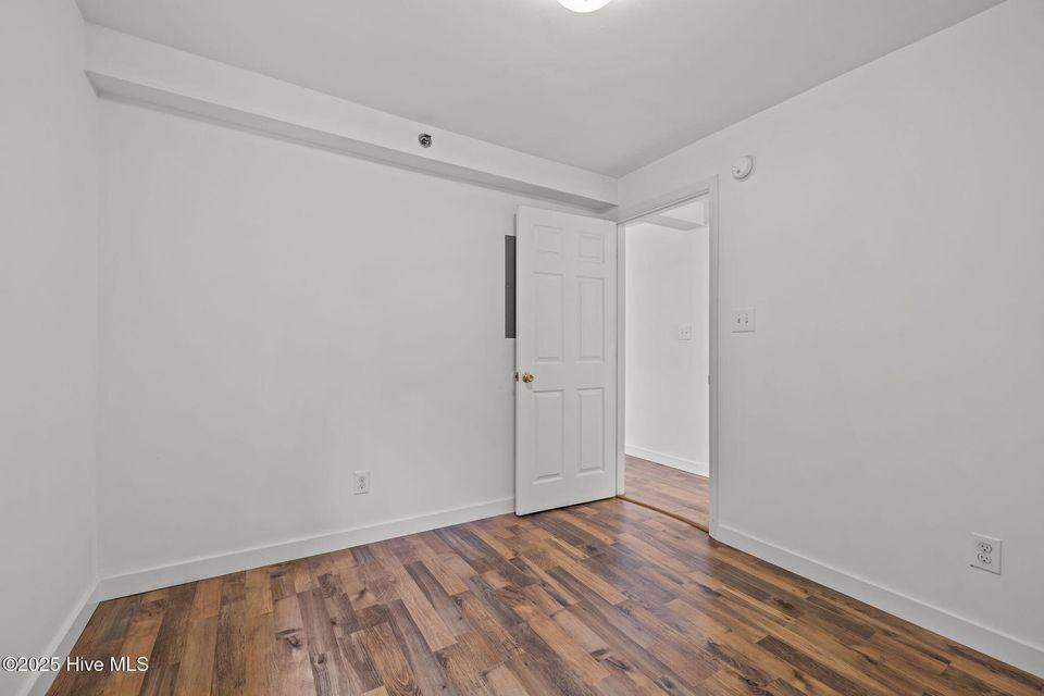 217 W Atlantic Blvd Apt 4 - Photo 4 of 12