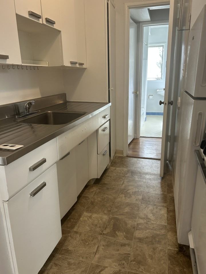 1716 N Street - Photo 3 of 8
