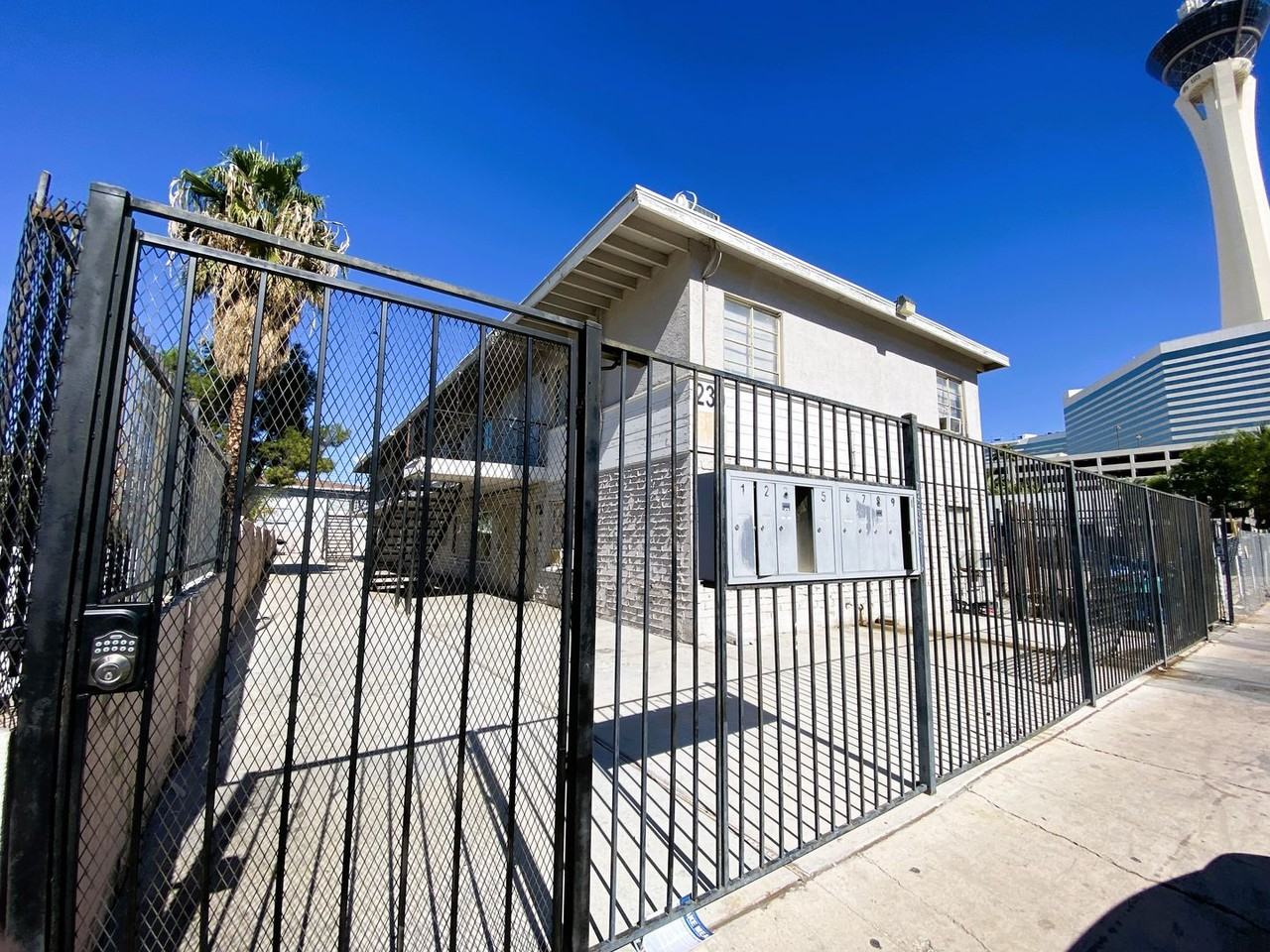 230 230 W BOSTON AVE  - 230 W BOSTON AVE #7 - Photo 7 of 7