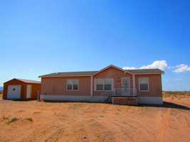 featured image of 2410 Pamelita Dr Ne