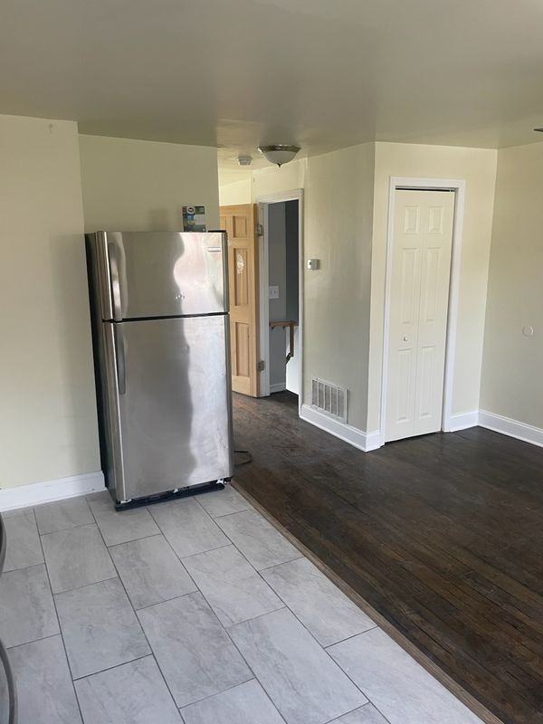 3802 W Bay Ave ##2 - Photo 5 of 15