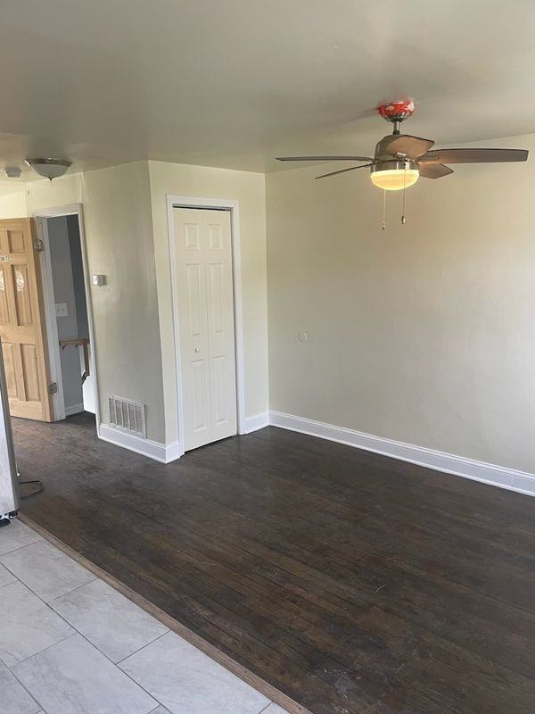 3802 W Bay Ave ##2 - Photo 7 of 15