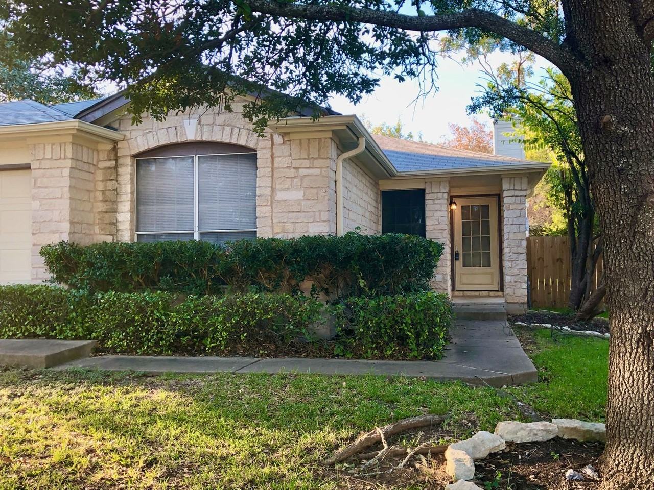 1107 Bohica Way - Photo 3 of 48