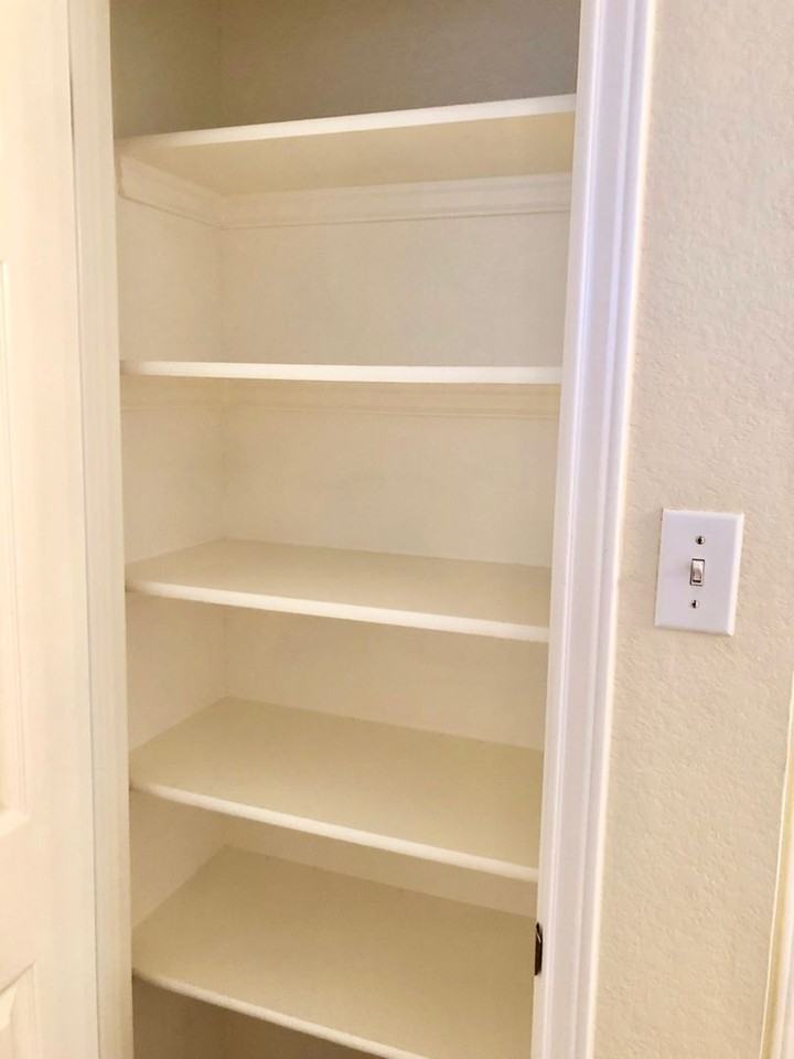 1107 Bohica Way - Photo 5 of 48