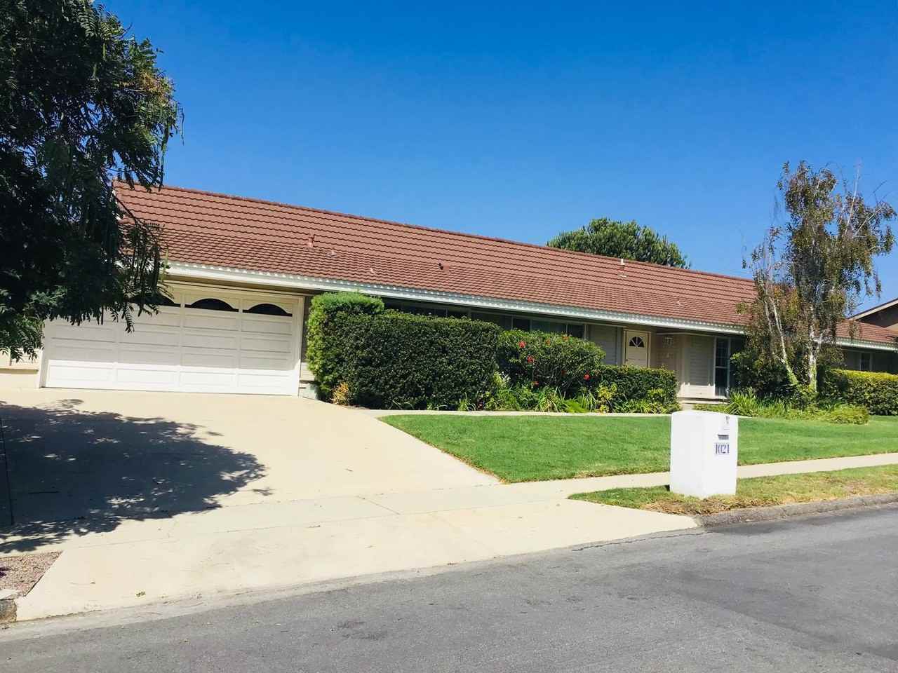 1021 Trueno Ave - Photo 3 of 26