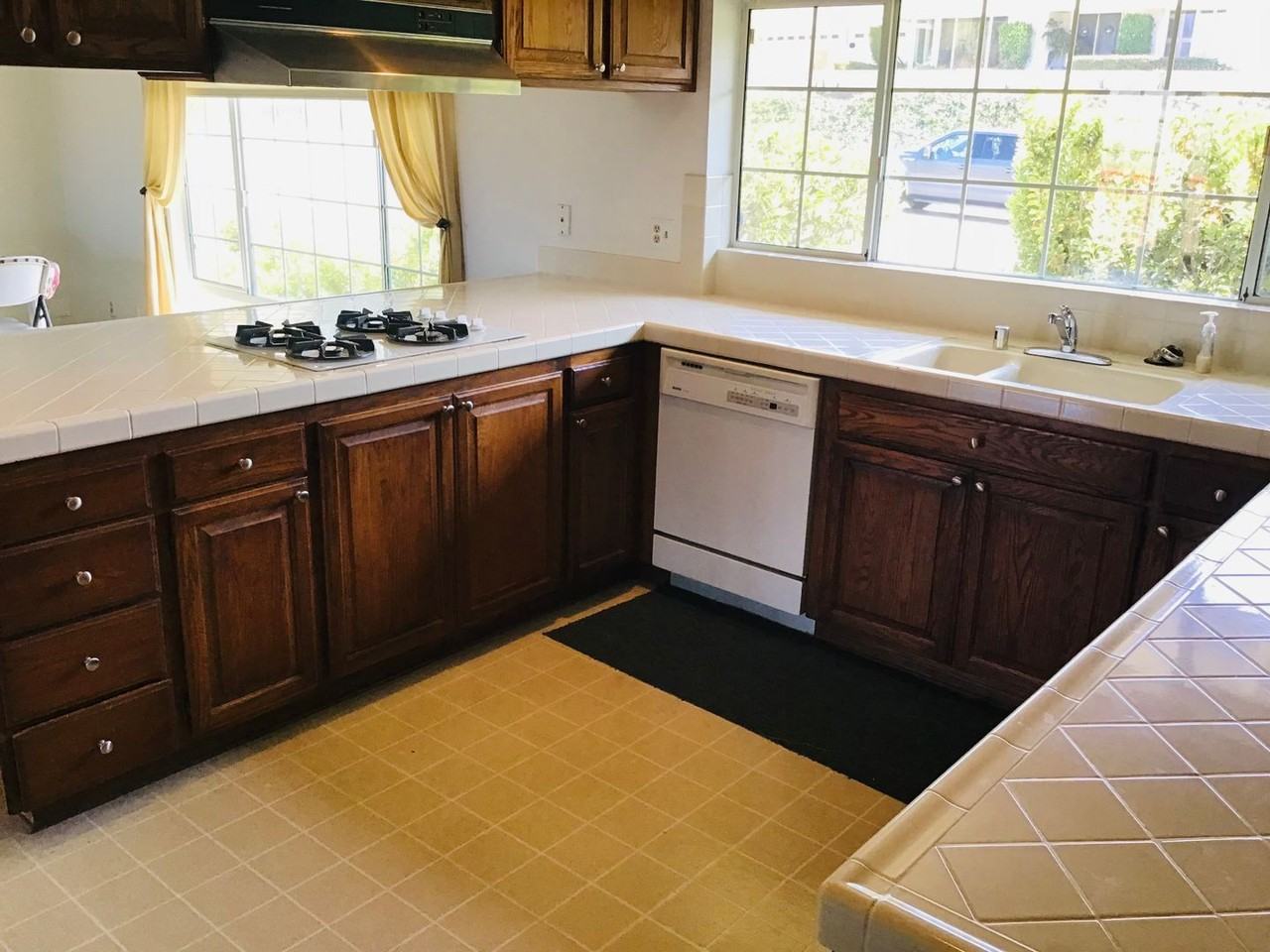 1021 Trueno Ave - Photo 6 of 26