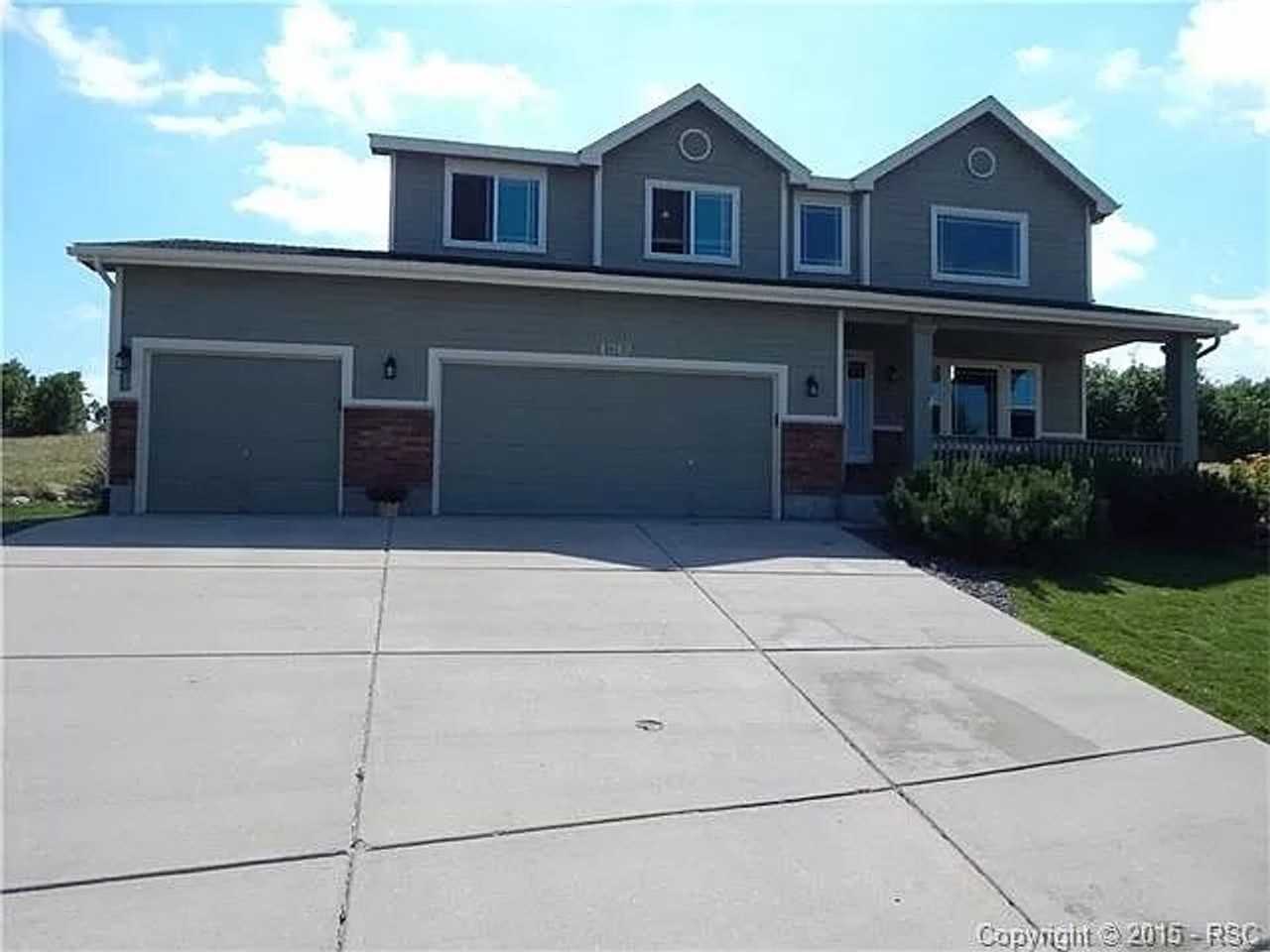 1319 Lilly Lake Drive - Photo 2 of 42