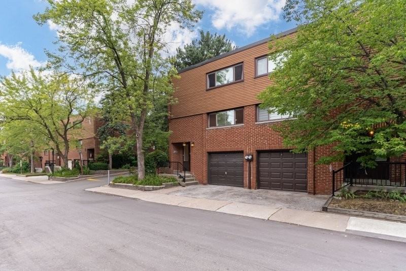 50 Song Meadoway - Photo 2 of 16