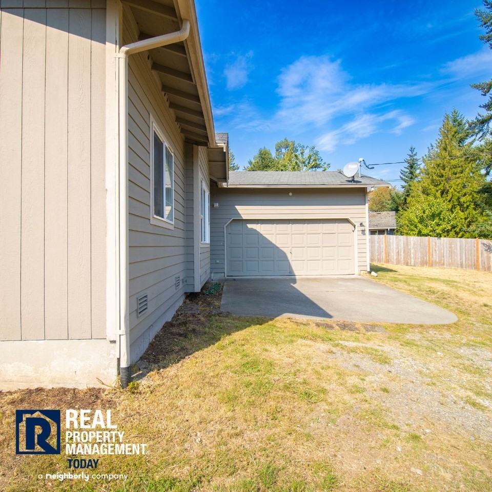 20508 La Rita Dr E - Photo 3 of 29
