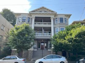 2046 Nw Flanders St #B13 - Photo 1 of 1