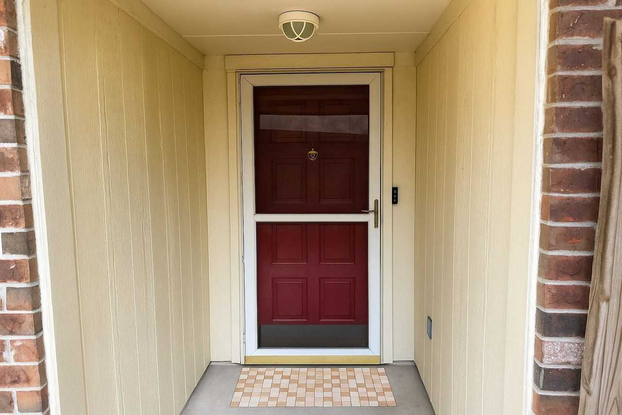 2700 Clemson Cir #B - Photo 3 of 30