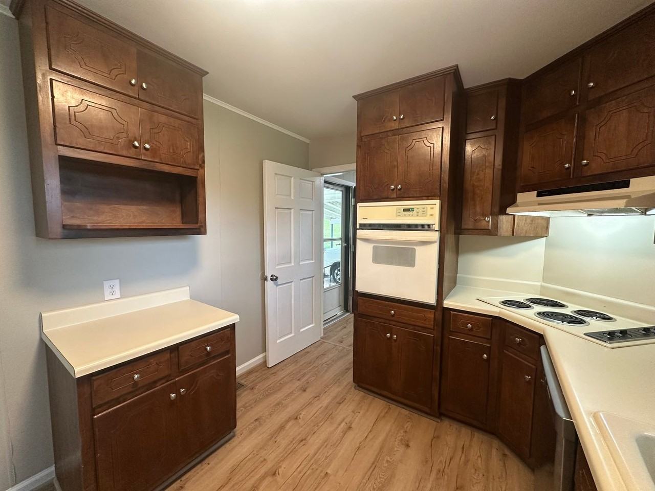 105 E 49th St - Photo 6 of 20