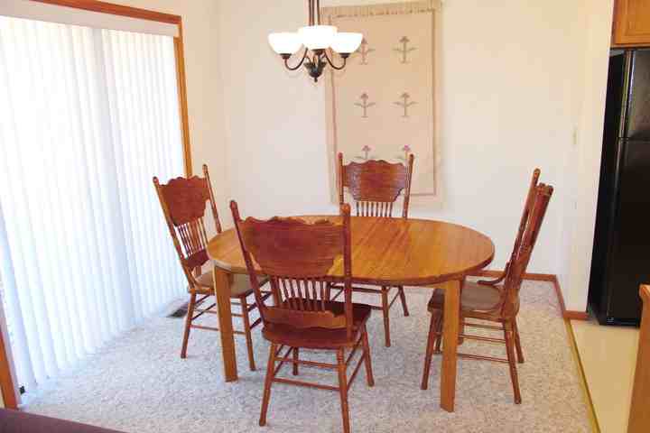 36 Fairway Village Ln - Photo 3 of 10