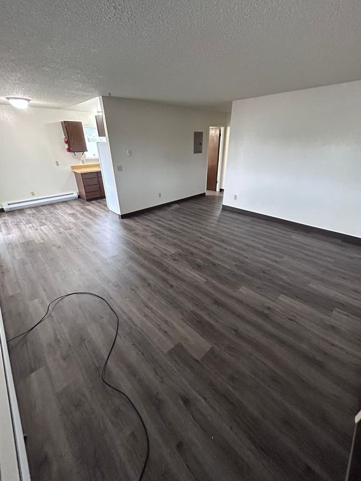 2080 - 14th & Marion - Photo 2 of 23