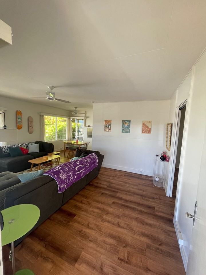 1565 Saint Louis Dr - Photo 2 of 24