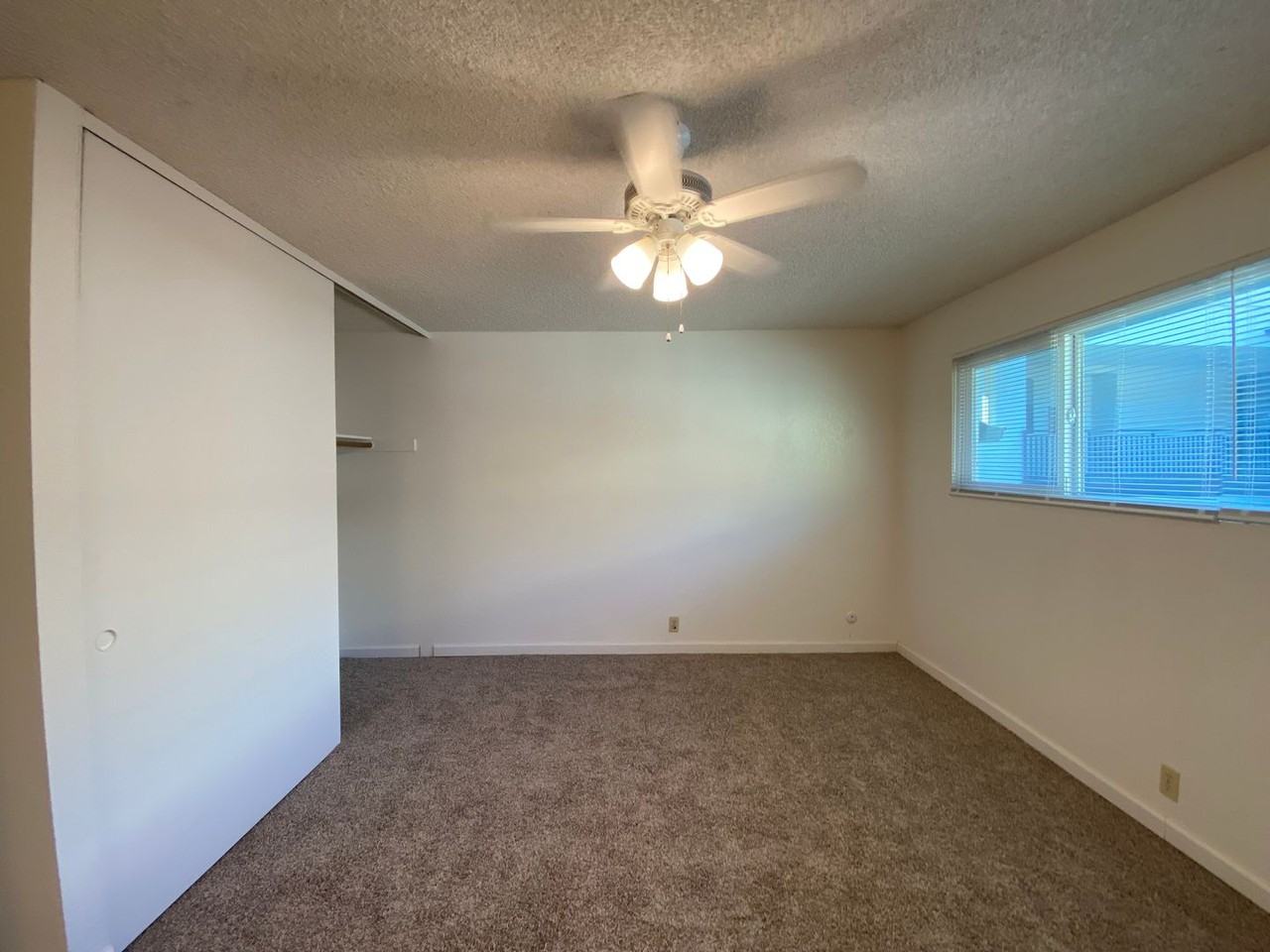 5800 Traffic Way #19 - Photo 4 of 14