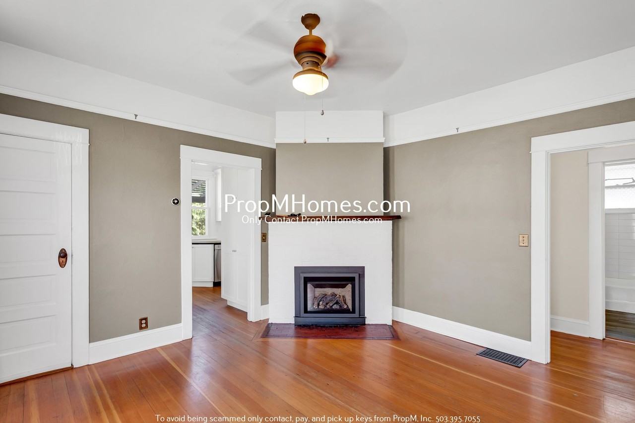 5307 Se Rhone St - Photo 3 of 21