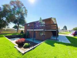 featured image of 201 N Park Ave