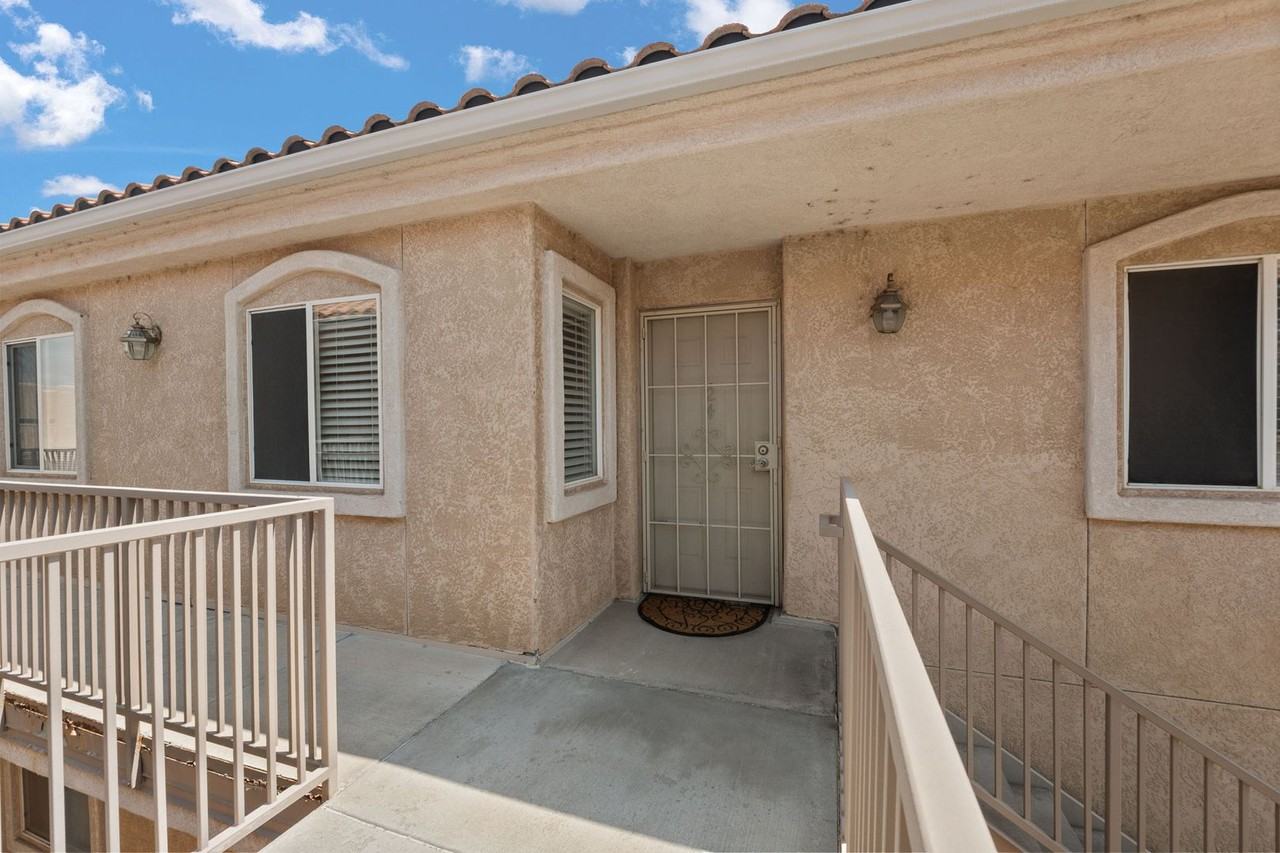 6800 Vista Del Norte Rd Ne - Photo 3 of 30