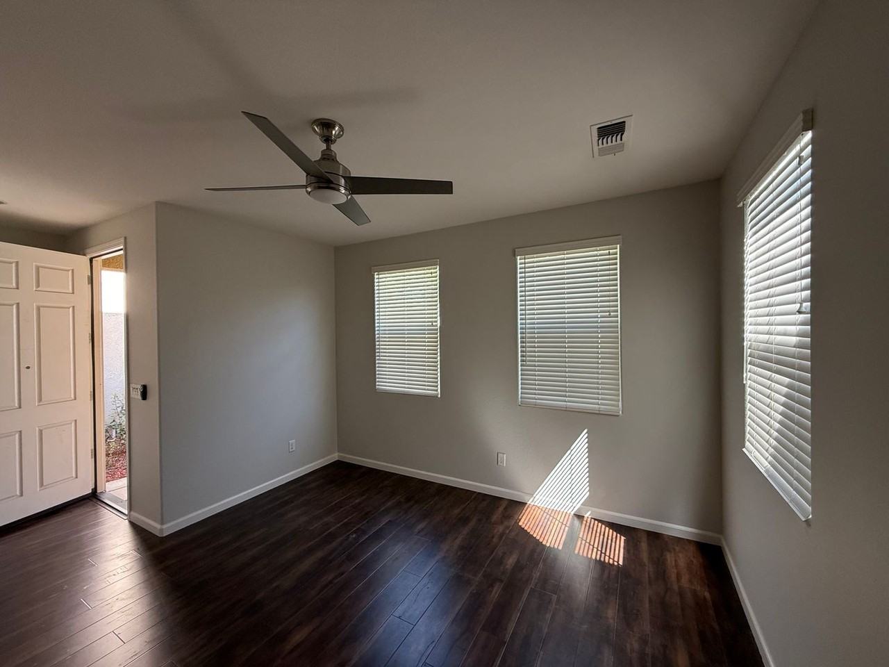 1983 Muscovy Rd - Photo 2 of 12