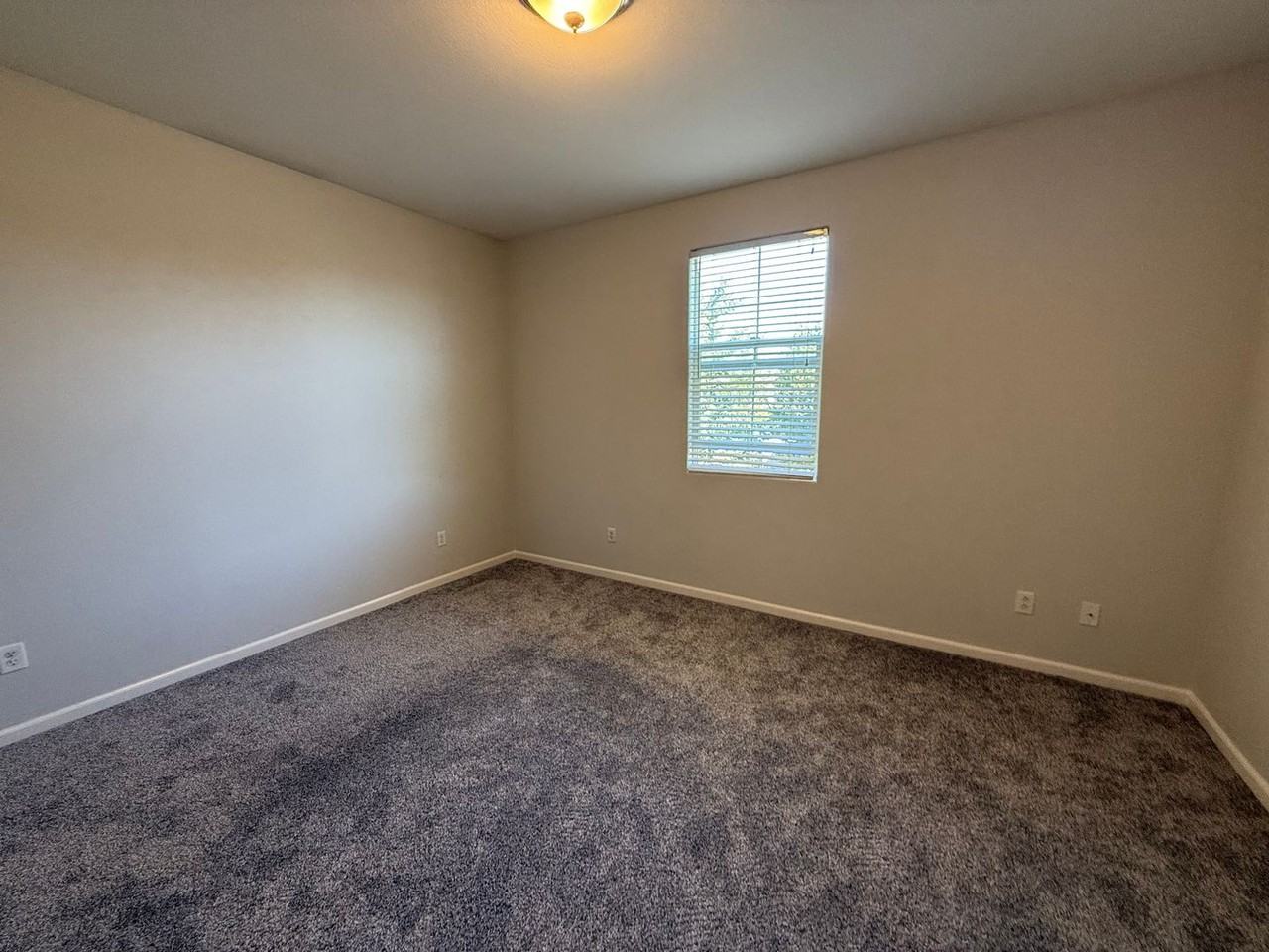 1983 Muscovy Rd - Photo 6 of 12