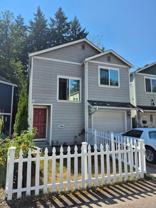 2066 Ne Green Glen Ln - Photo 1 of 1