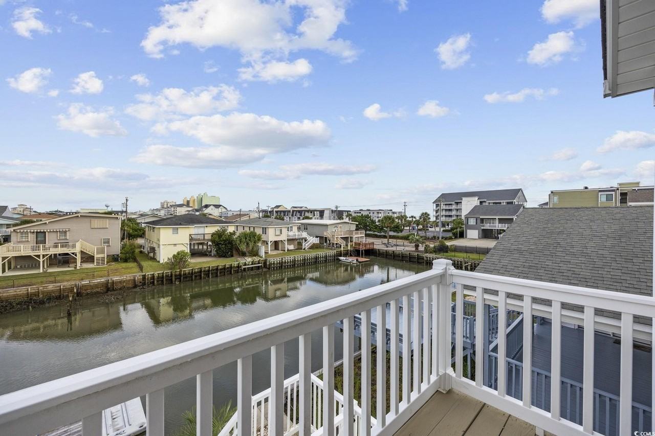 306 49th Avenue North - Photo 2 of 36