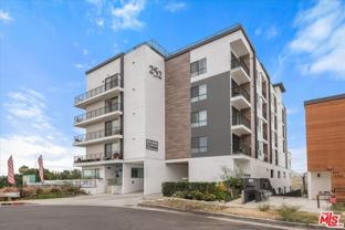 252 N Hoover St #304 - Photo 1 of 1