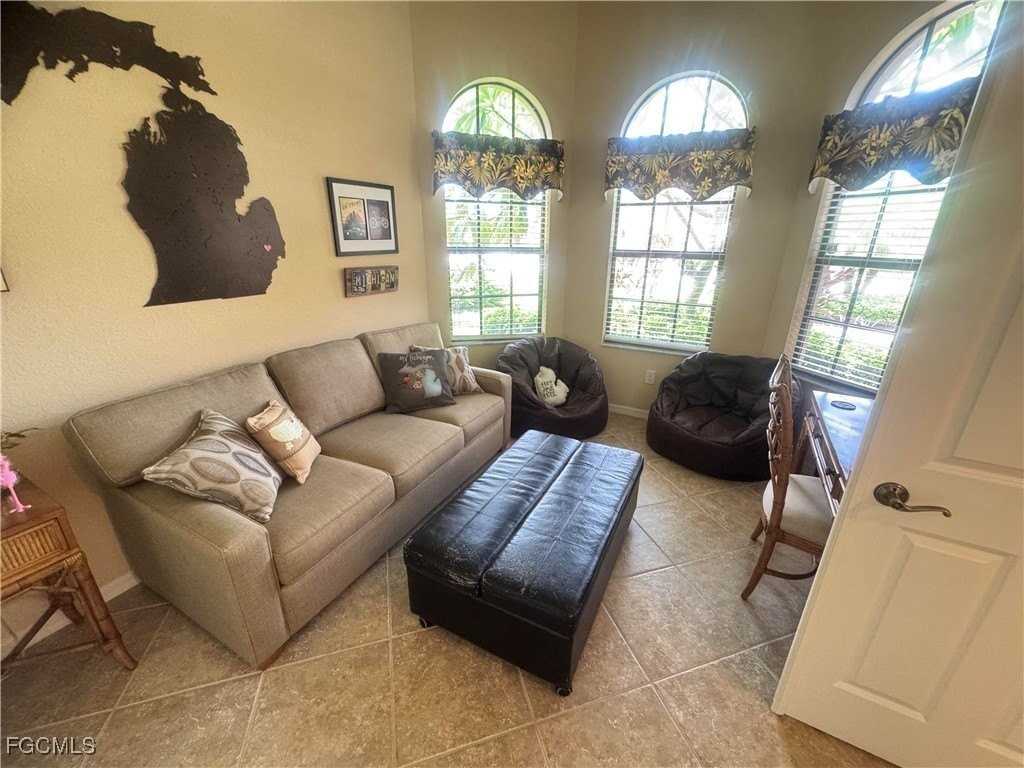 8661 Mercado Ct - Photo 3 of 43