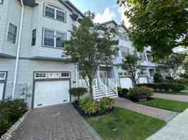 featured image of 32 S Coolidge Ave