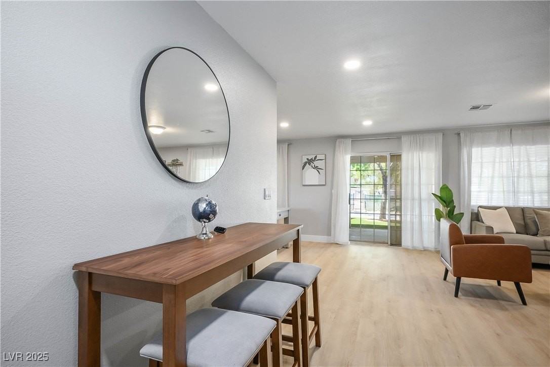 6990 W Richmar Ave - Photo 4 of 40