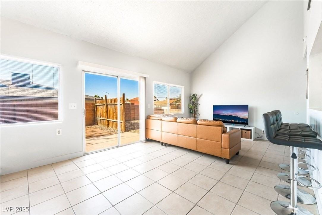 4409 Shalimar Ave - Photo 5 of 30