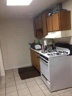 Summit St 1689 MLR - Photo 4 of 32