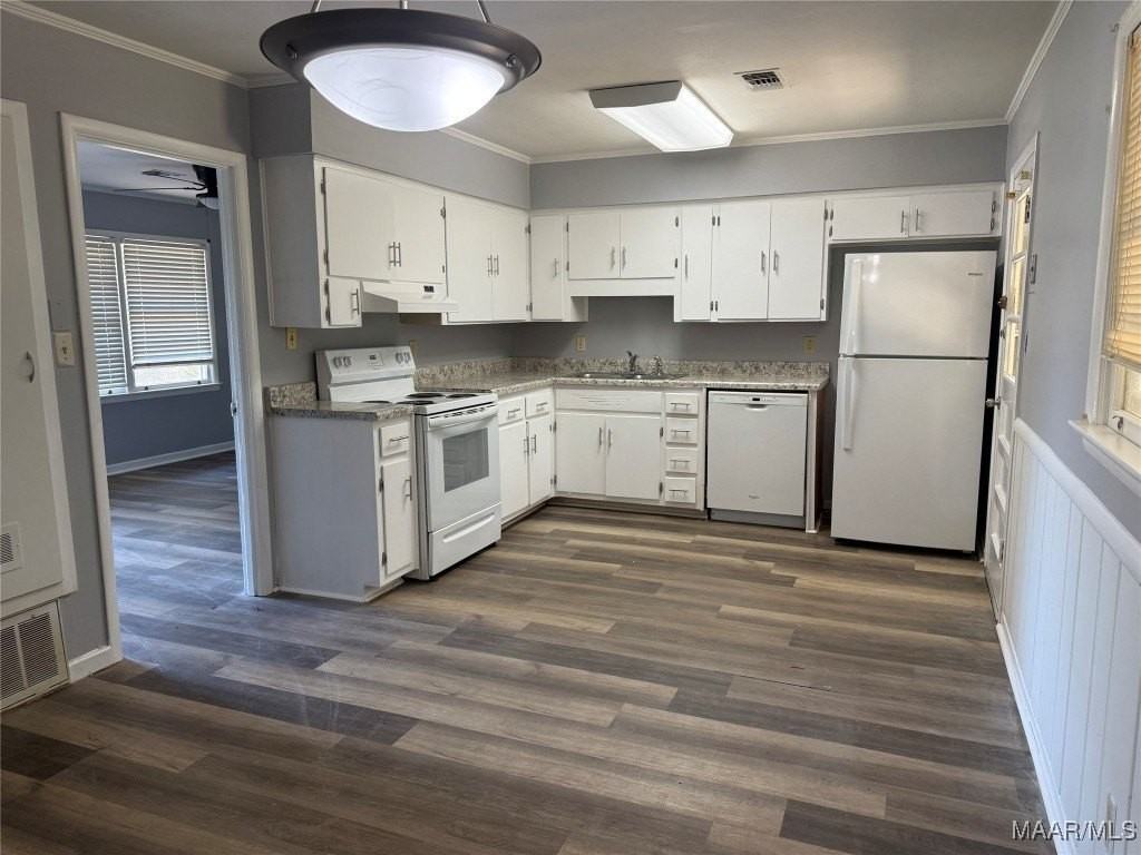 3933 Bienville Rd - Photo 2 of 13