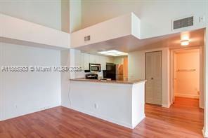 3605 Ne 207th St - Photo 5 of 8