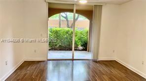 19901 E Country Club Dr - Photo 3 of 8