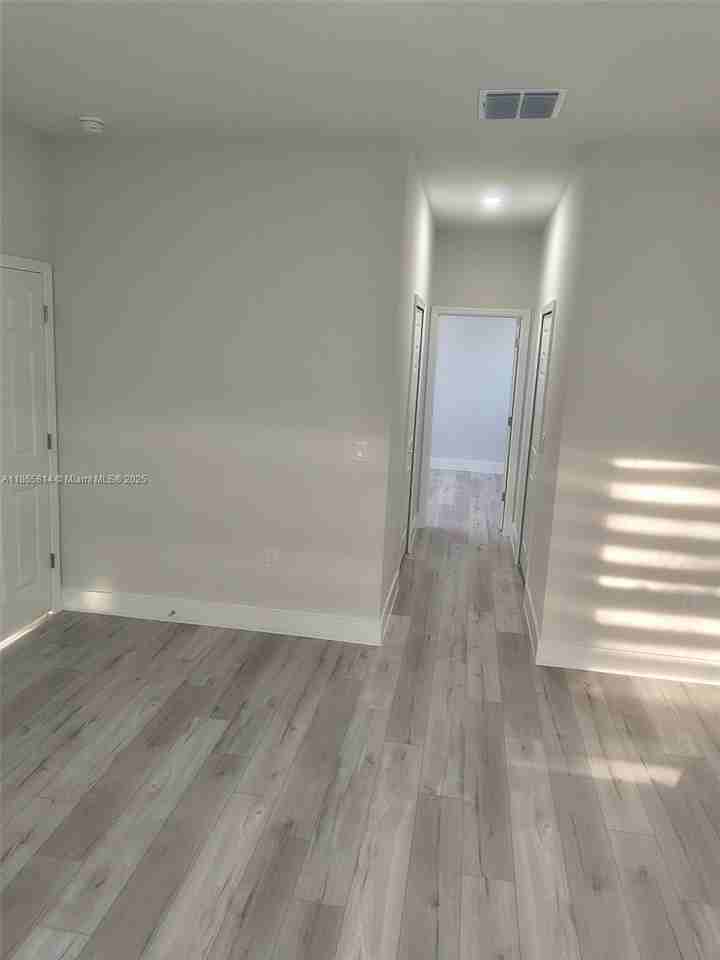 16745 Sw 29th Terrace Rd #0 - Photo 5 of 21