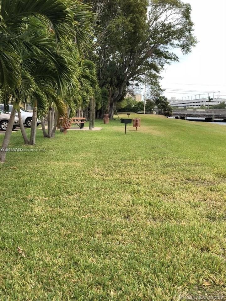 7740 Camino Real #G302 - Photo 3 of 30